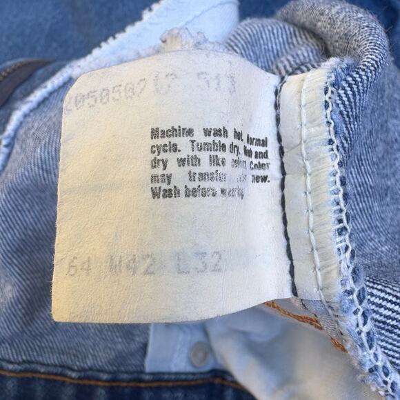 VTG 80s Levi’s 505 Jean 42x32 (Act 39x32) Med Wash Blue Denim Distressed Casual - Picture 14 of 16